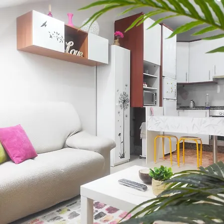 Coqueto Atico En アパート