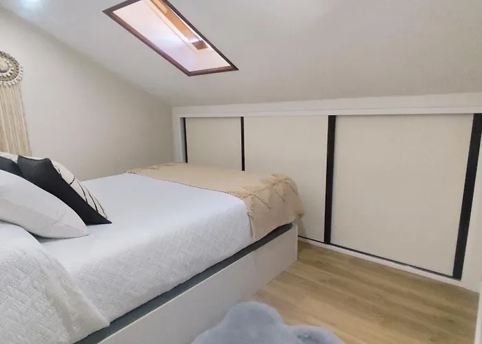 Coqueto Atico En Apartmán